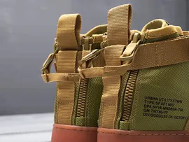 Кроссовки Nike SF Air Force 1 Mid цвет Зеленый