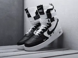 Кроссовки Nike SF Air Force 1 белые мужские 4300-01